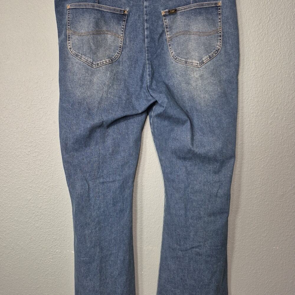 Lee Jeans Womens 2XL Blue Denim Stretch Heritage High Rise Pull On Flared Leg - Picture 6 of 15